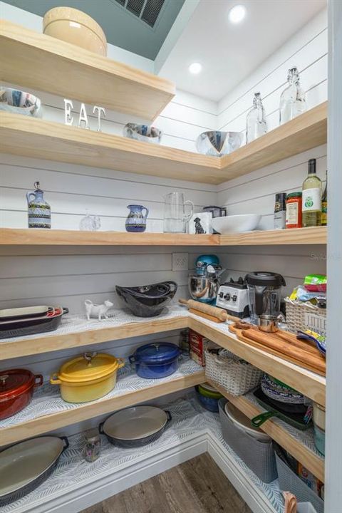 For Sale: $449,900 (3 beds, 2 baths, 1785 Square Feet)