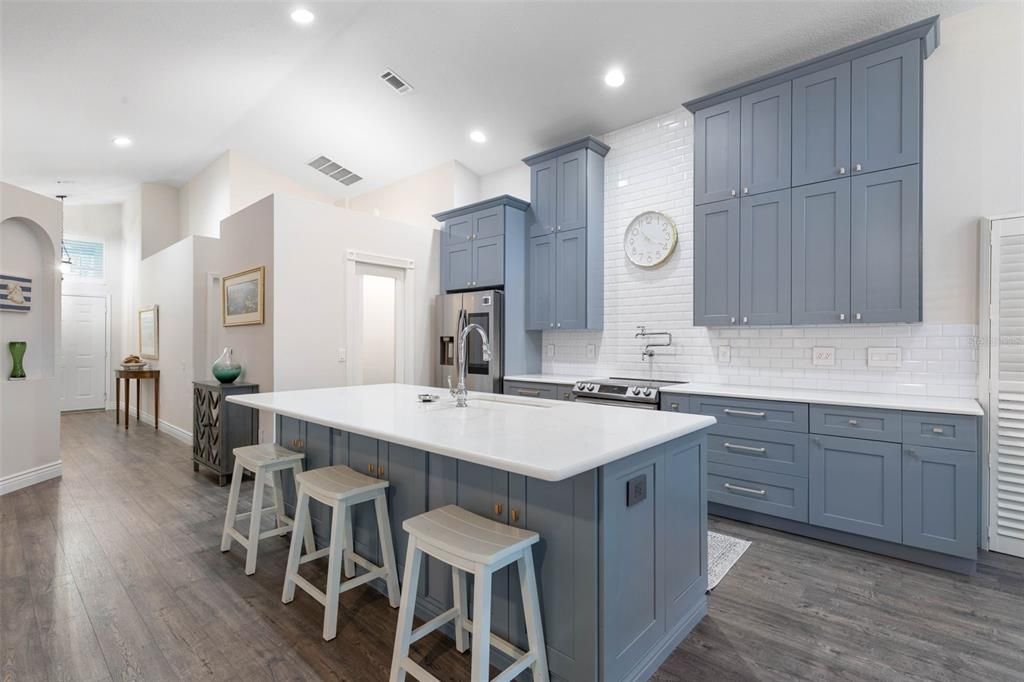 For Sale: $449,900 (3 beds, 2 baths, 1785 Square Feet)