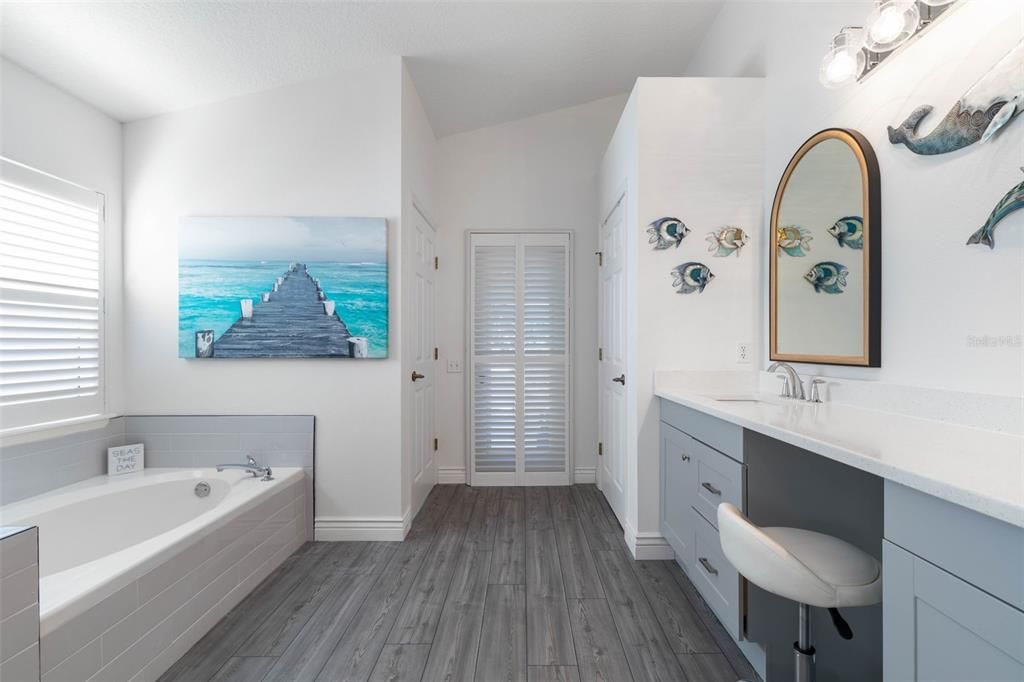 For Sale: $449,900 (3 beds, 2 baths, 1785 Square Feet)