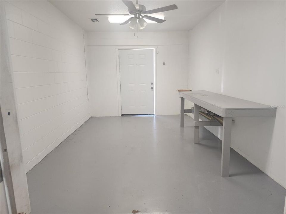 На продажу: $250,000 (3 спален, 1 ванн, 962 Квадратных фут)