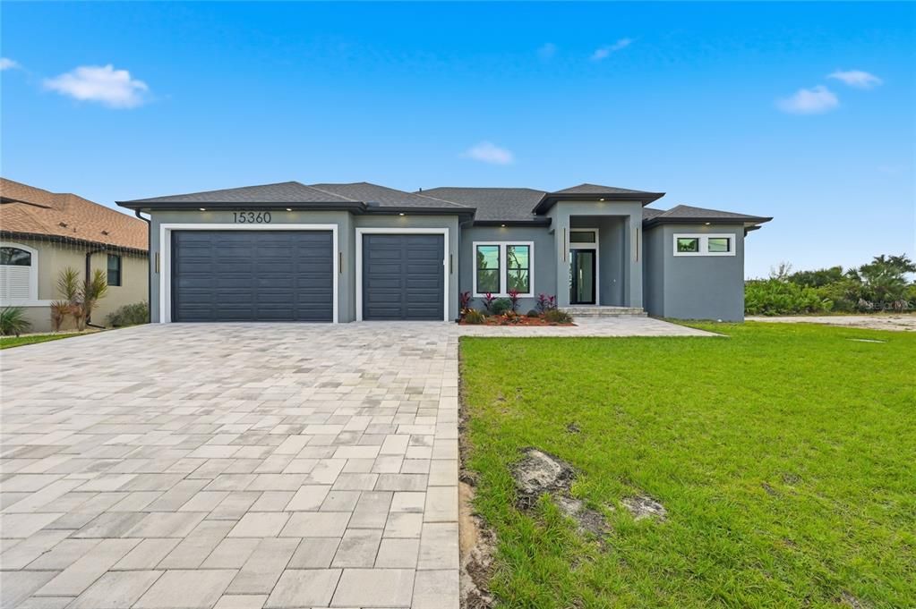 For Sale: $749,000 (3 beds, 2 baths, 1985 Square Feet)