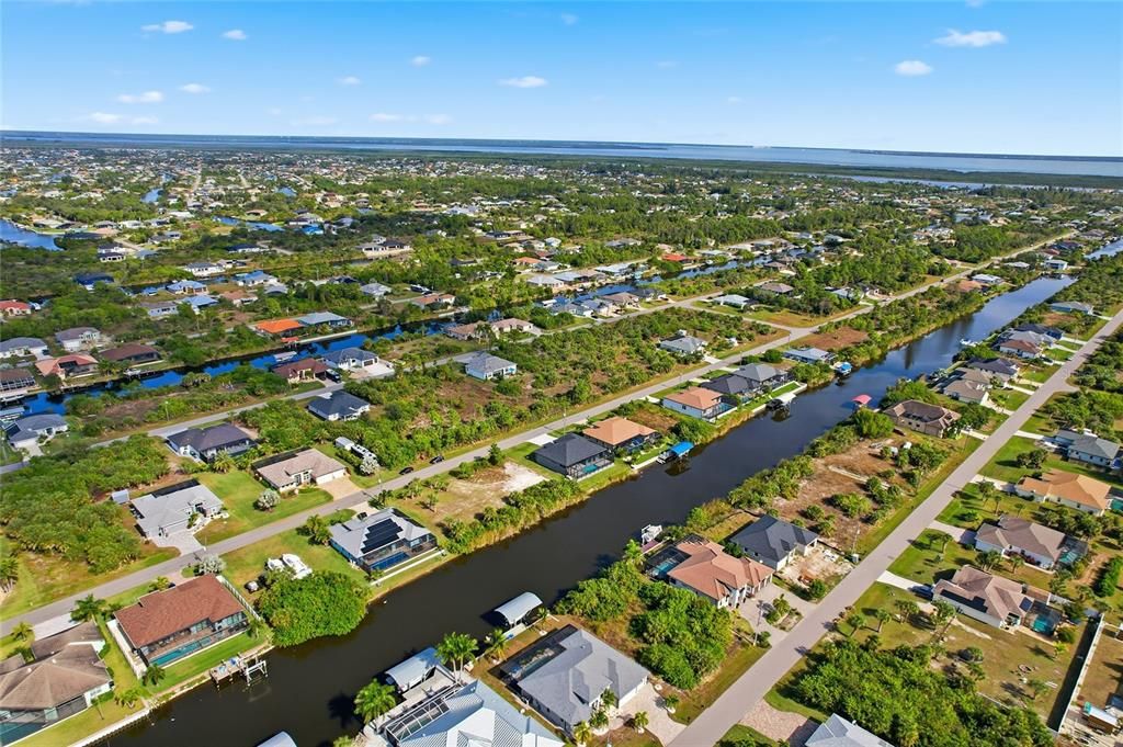 For Sale: $749,000 (3 beds, 2 baths, 1985 Square Feet)