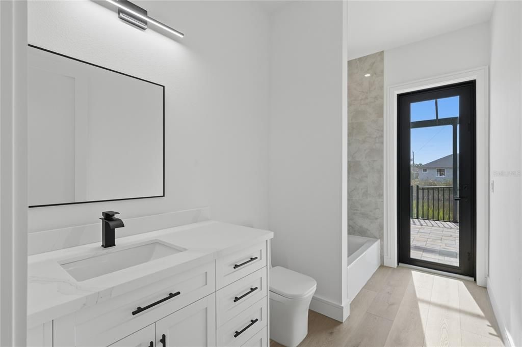 For Sale: $749,000 (3 beds, 2 baths, 1985 Square Feet)