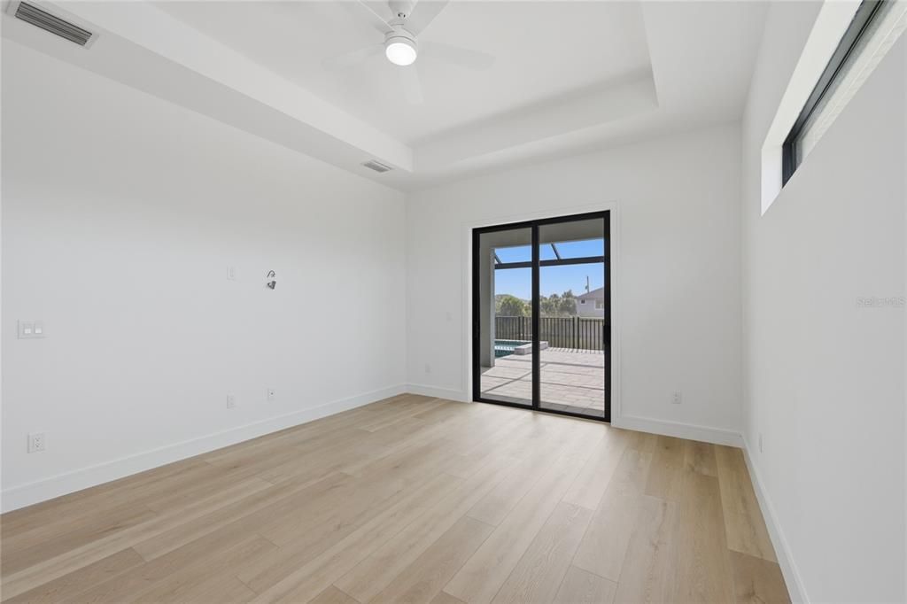 For Sale: $749,000 (3 beds, 2 baths, 1985 Square Feet)