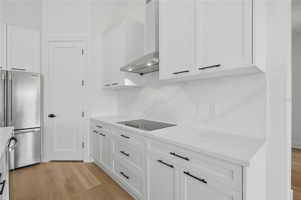 For Sale: $749,000 (3 beds, 2 baths, 1985 Square Feet)