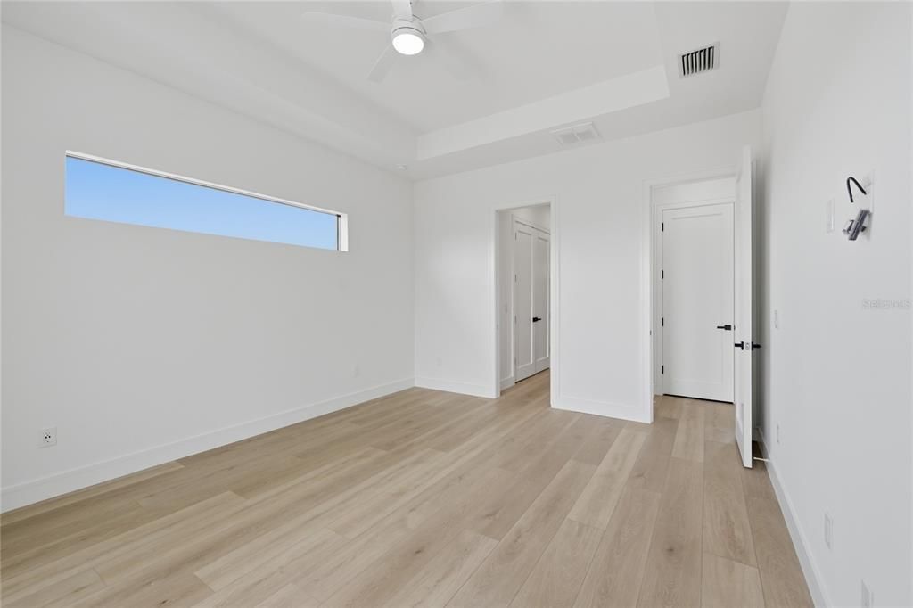 For Sale: $749,000 (3 beds, 2 baths, 1985 Square Feet)