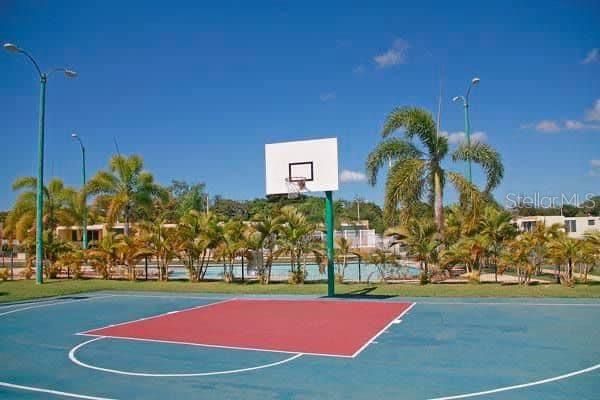 出租: $1,250 (3 贝兹, 2 浴室, 1145 平方英尺)