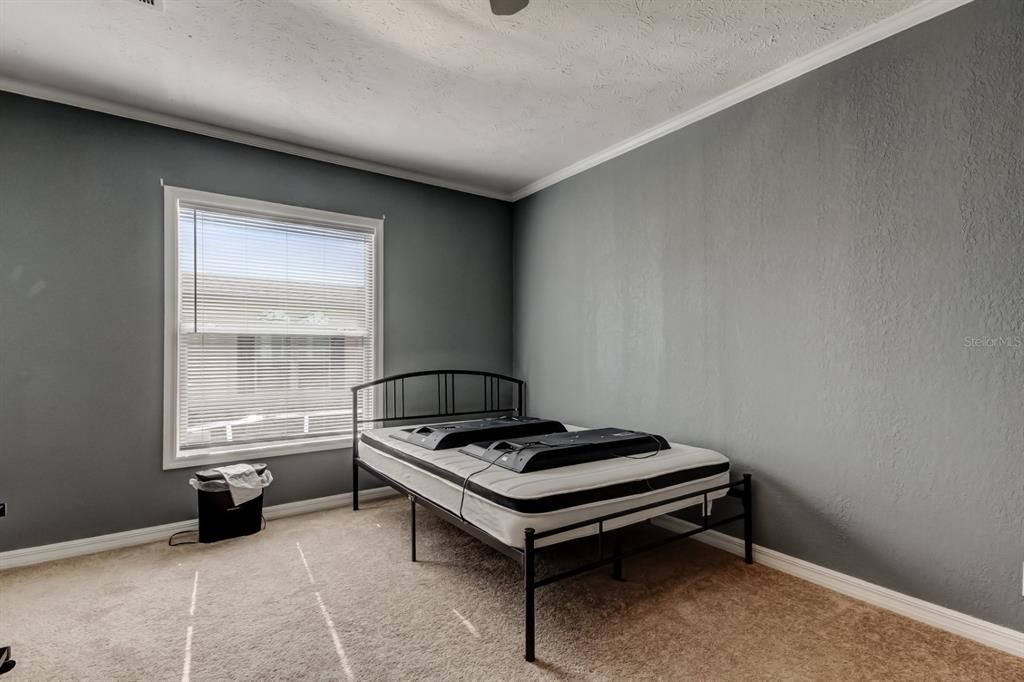 На продажу: $249,700 (3 спален, 2 ванн, 1800 Квадратных фут)