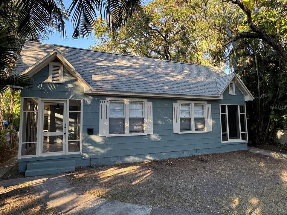 合同活跃: $349,900 (3 贝兹, 2 浴室, 1244 平方英尺)