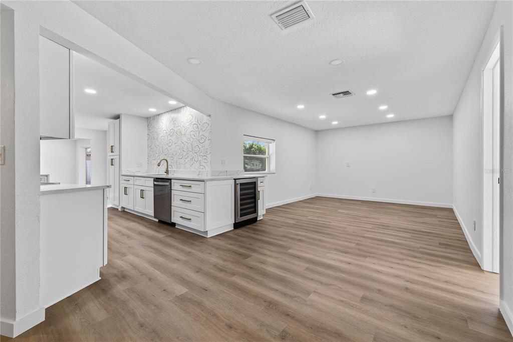 For Sale: $675,000 (3 beds, 2 baths, 2019 Square Feet)