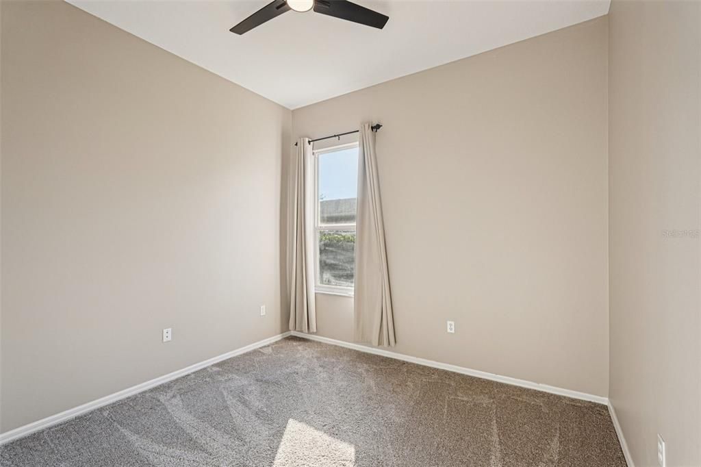 出租: $3,190 (4 贝兹, 3 浴室, 2120 平方英尺)