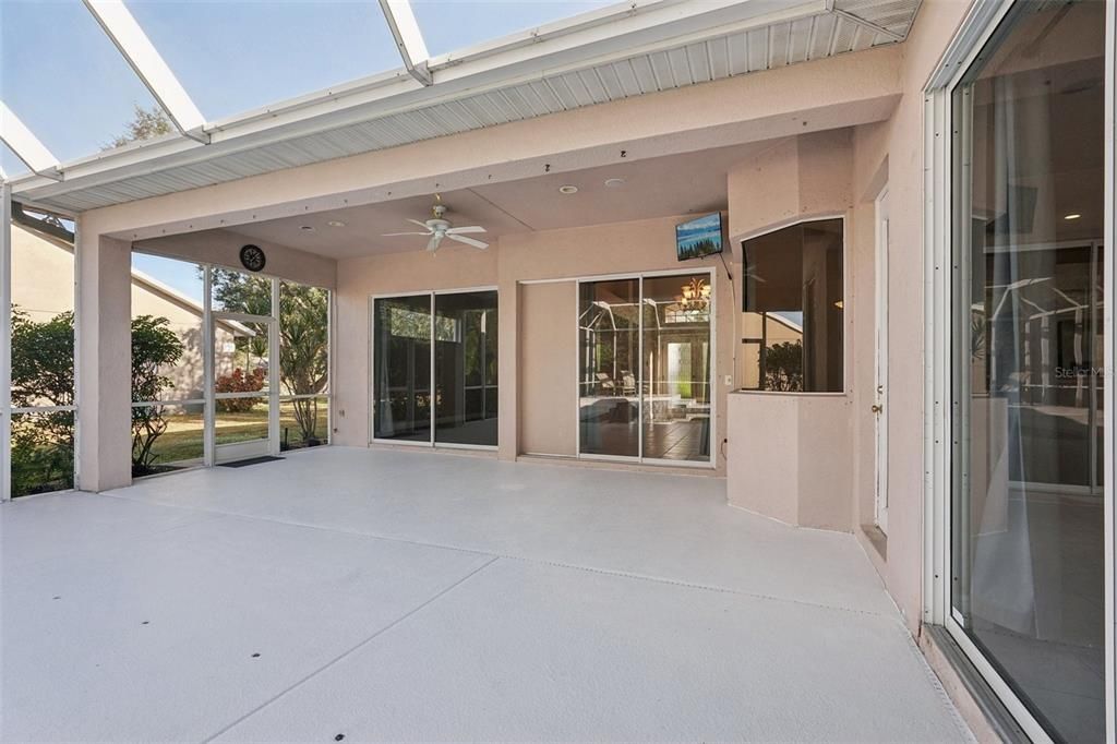 出租: $3,190 (4 贝兹, 3 浴室, 2120 平方英尺)