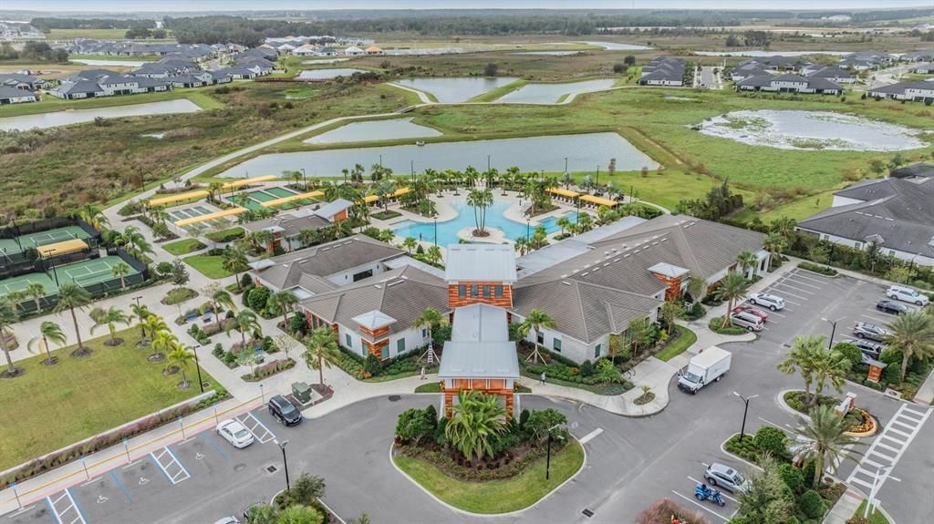 Active With Contract: $385,000 (3 beds, 2 baths, 2136 Square Feet)