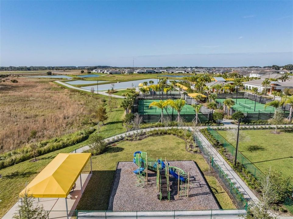 Active With Contract: $385,000 (3 beds, 2 baths, 2136 Square Feet)