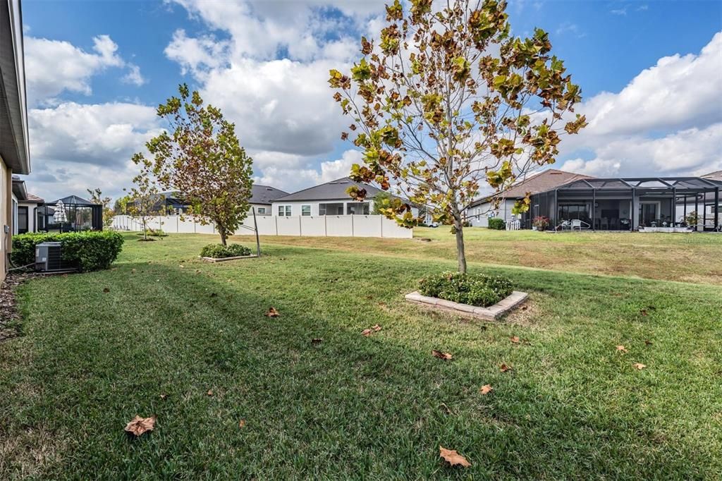 Active With Contract: $385,000 (3 beds, 2 baths, 2136 Square Feet)