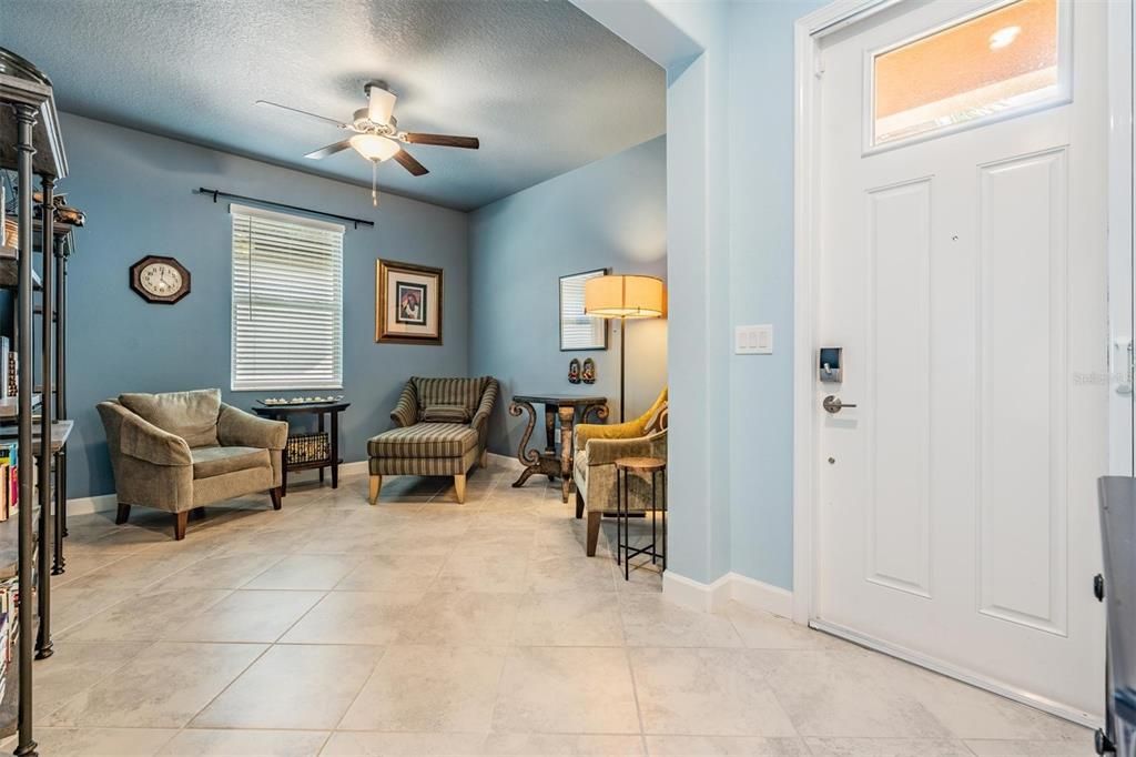 Active With Contract: $385,000 (3 beds, 2 baths, 2136 Square Feet)