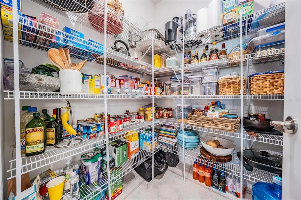 Active With Contract: $385,000 (3 beds, 2 baths, 2136 Square Feet)