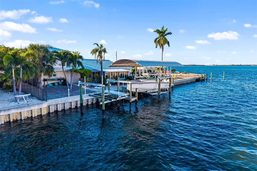 For Sale: $1,640,000 (3 beds, 3 baths, 2939 Square Feet)