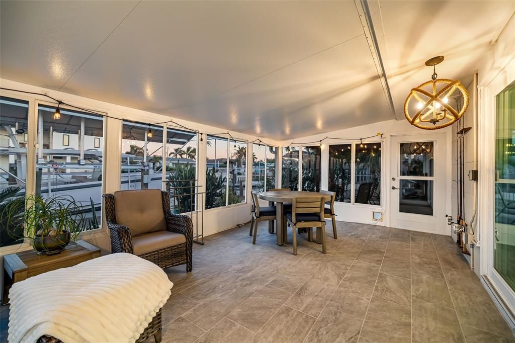 For Sale: $1,640,000 (3 beds, 3 baths, 2939 Square Feet)