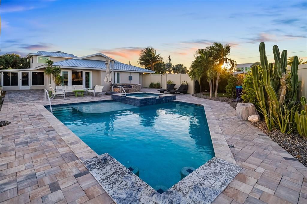 For Sale: $1,640,000 (3 beds, 3 baths, 2939 Square Feet)