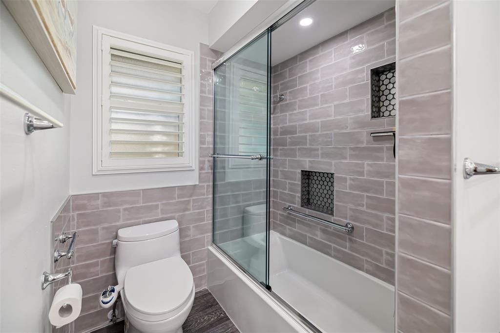 For Sale: $1,640,000 (3 beds, 3 baths, 2939 Square Feet)