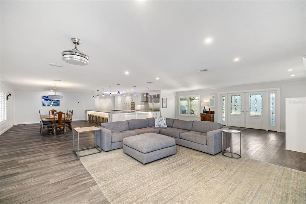 For Sale: $1,640,000 (3 beds, 3 baths, 2939 Square Feet)