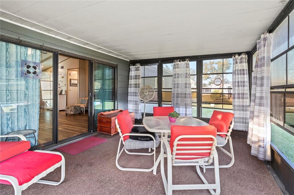 待售: $239,900 (2 贝兹, 2 浴室, 1176 平方英尺)