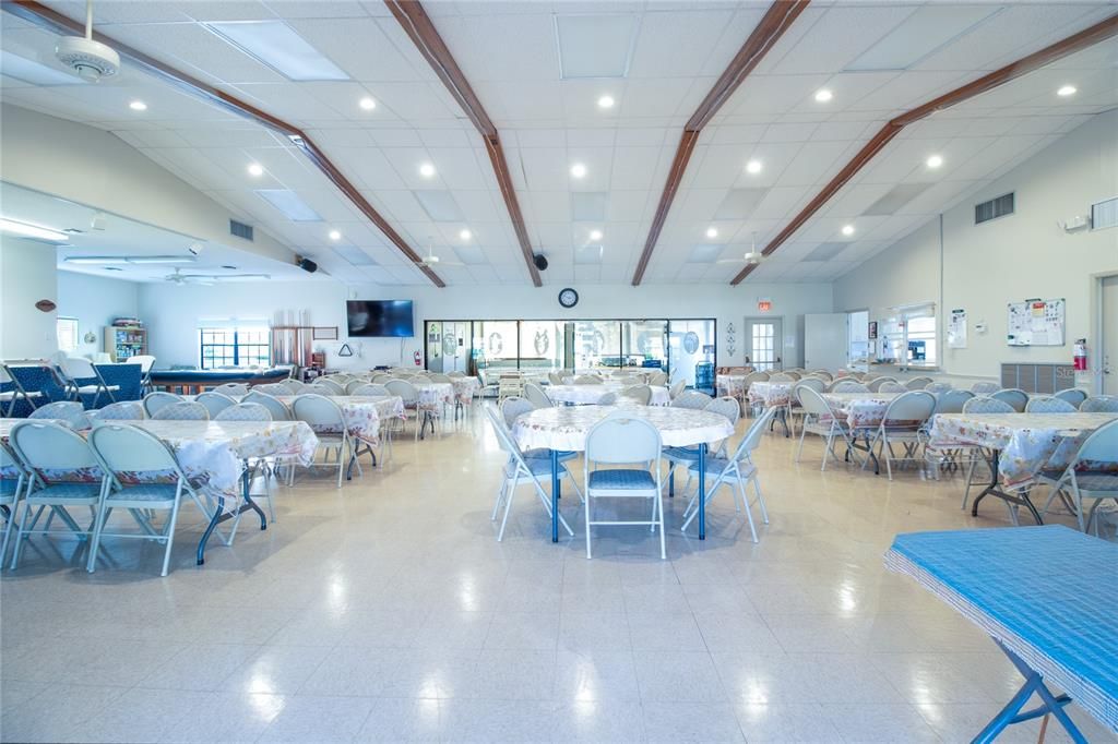 待售: $239,900 (2 贝兹, 2 浴室, 1176 平方英尺)