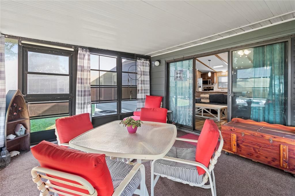 待售: $239,900 (2 贝兹, 2 浴室, 1176 平方英尺)