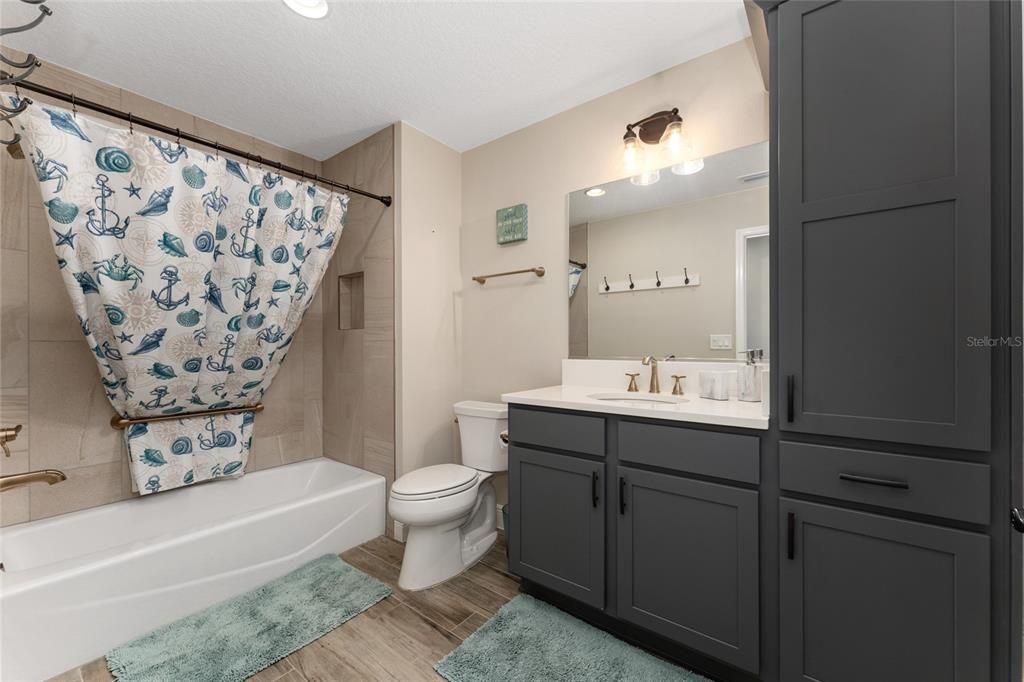 En Venta: $638,900 (3 camas, 2 baños, 1633 Pies cuadrados)