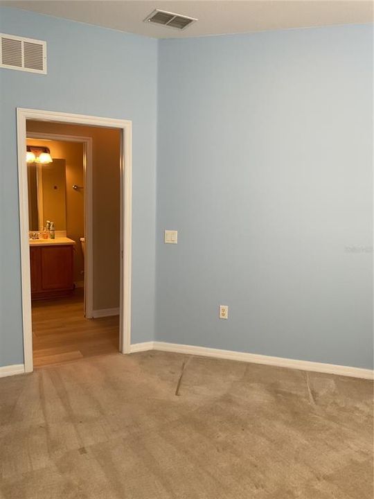 For Sale: $359,000 (3 beds, 2 baths, 1688 Square Feet)