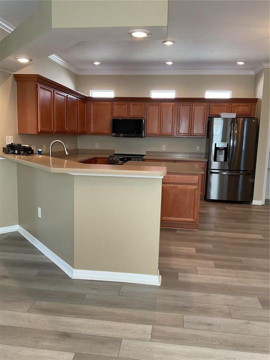 For Sale: $359,000 (3 beds, 2 baths, 1688 Square Feet)