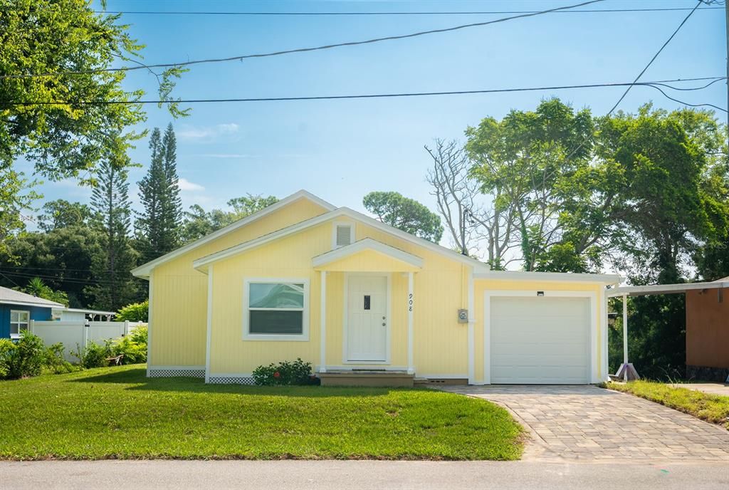 В аренду: $2,000 (2 спален, 2 ванн, 834 Квадратных фут)