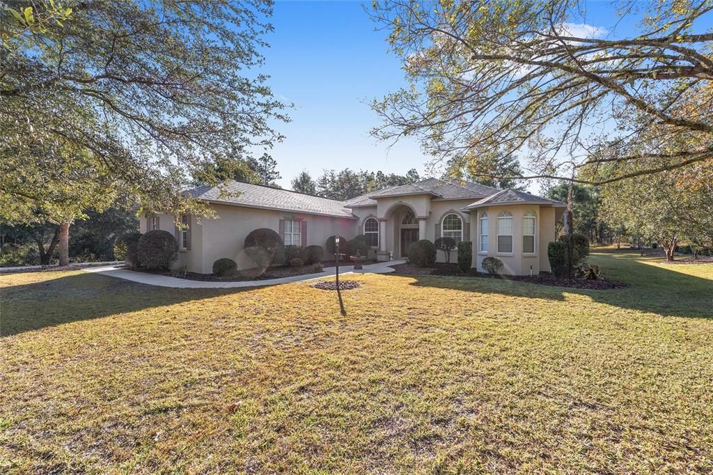 For Sale: $787,000 (4 beds, 3 baths, 3101 Square Feet)