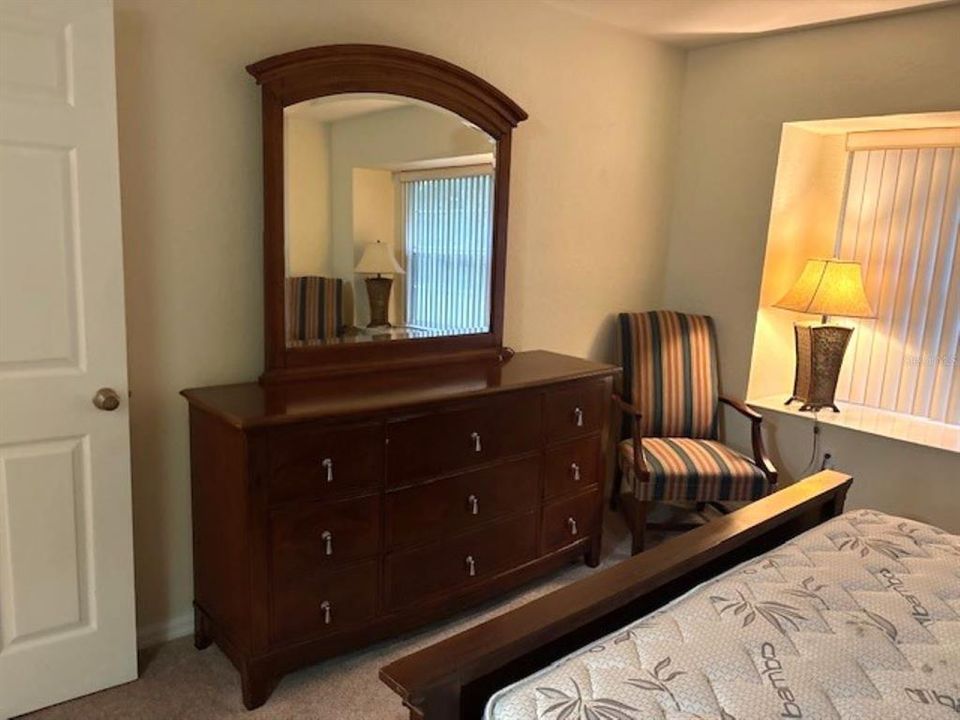 For Rent: $1,800 (3 beds, 2 baths, 1462 Square Feet)