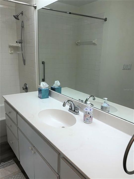 For Rent: $1,800 (3 beds, 2 baths, 1462 Square Feet)