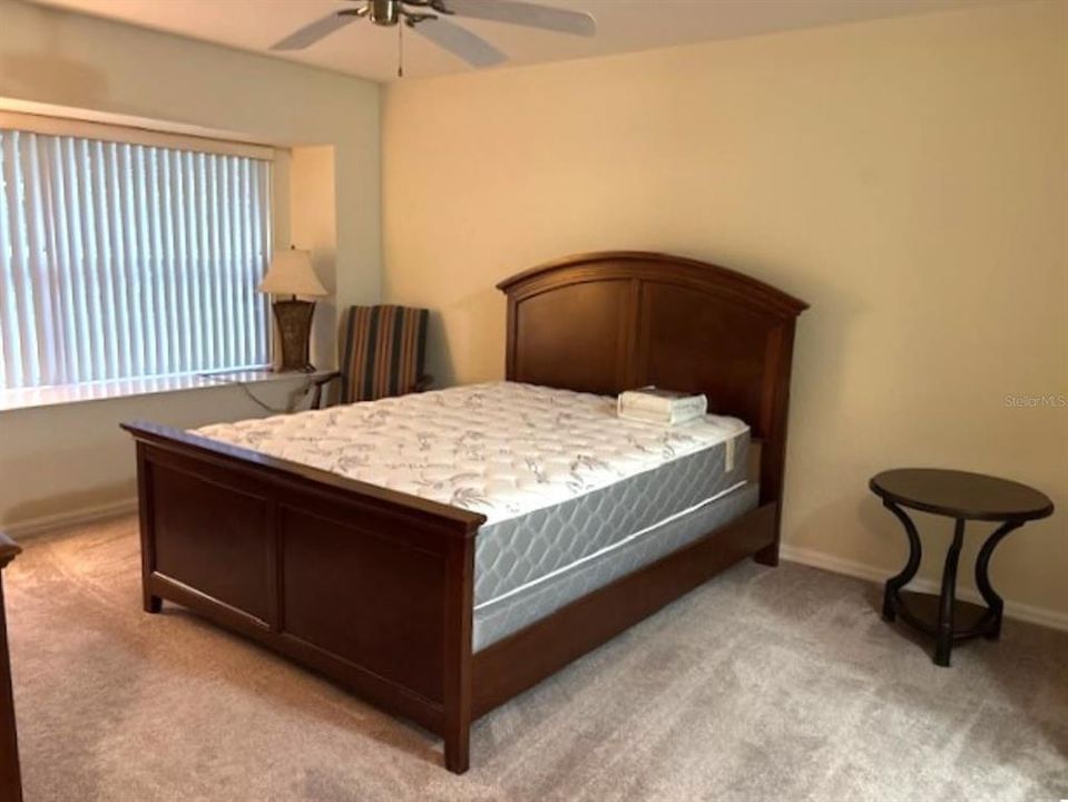 For Rent: $1,800 (3 beds, 2 baths, 1462 Square Feet)