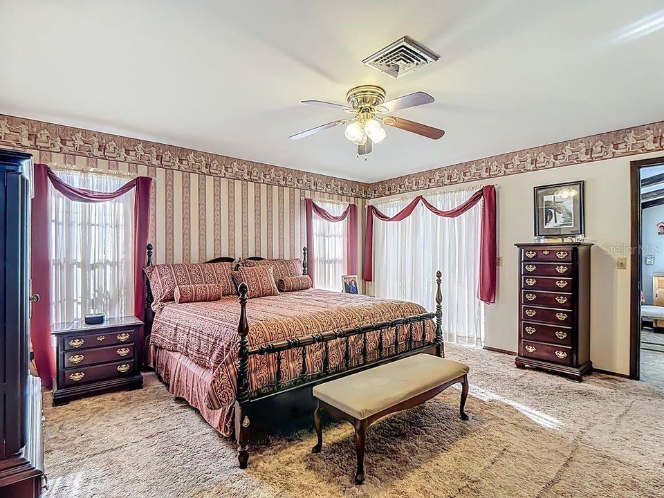 Active With Contract: $369,900 (4 beds, 3 baths, 2312 Square Feet)