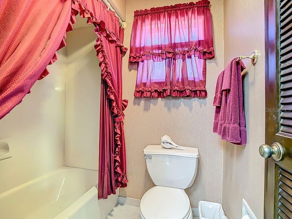 Active With Contract: $369,900 (4 beds, 3 baths, 2312 Square Feet)