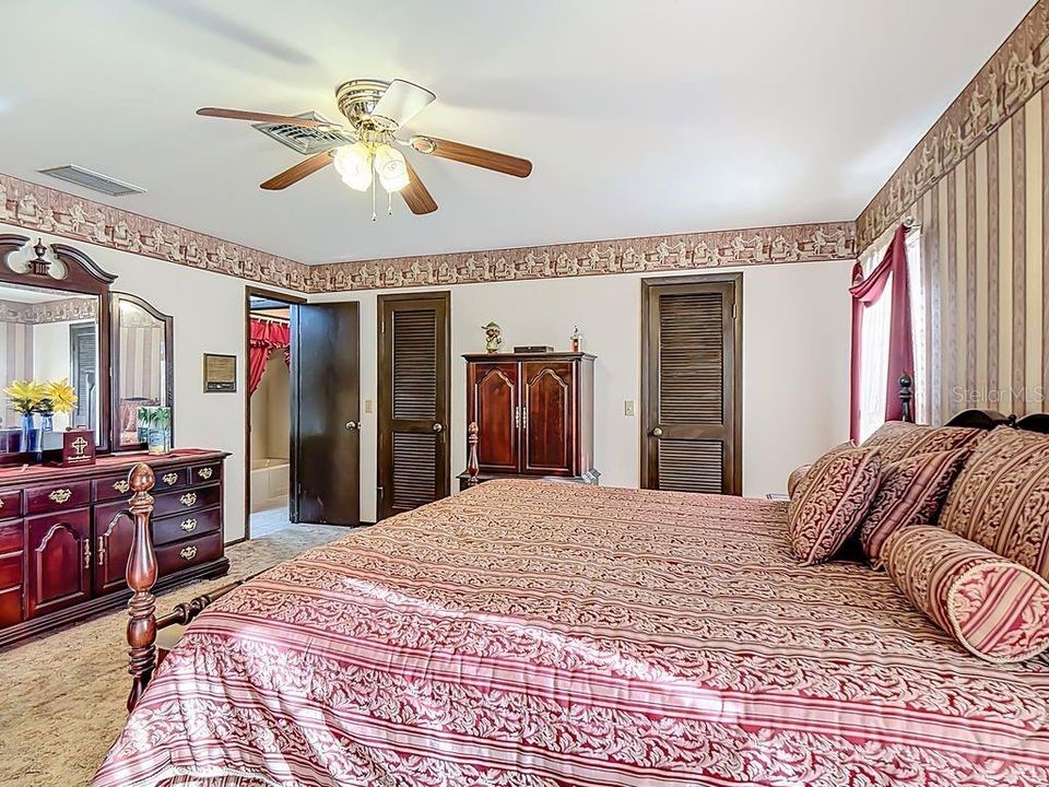 Active With Contract: $369,900 (4 beds, 3 baths, 2312 Square Feet)