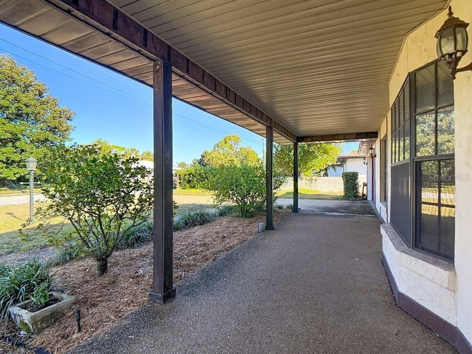 Active With Contract: $369,900 (4 beds, 3 baths, 2312 Square Feet)