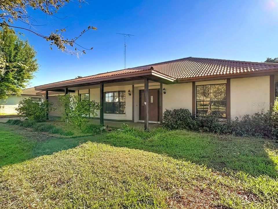 Active With Contract: $369,900 (4 beds, 3 baths, 2312 Square Feet)