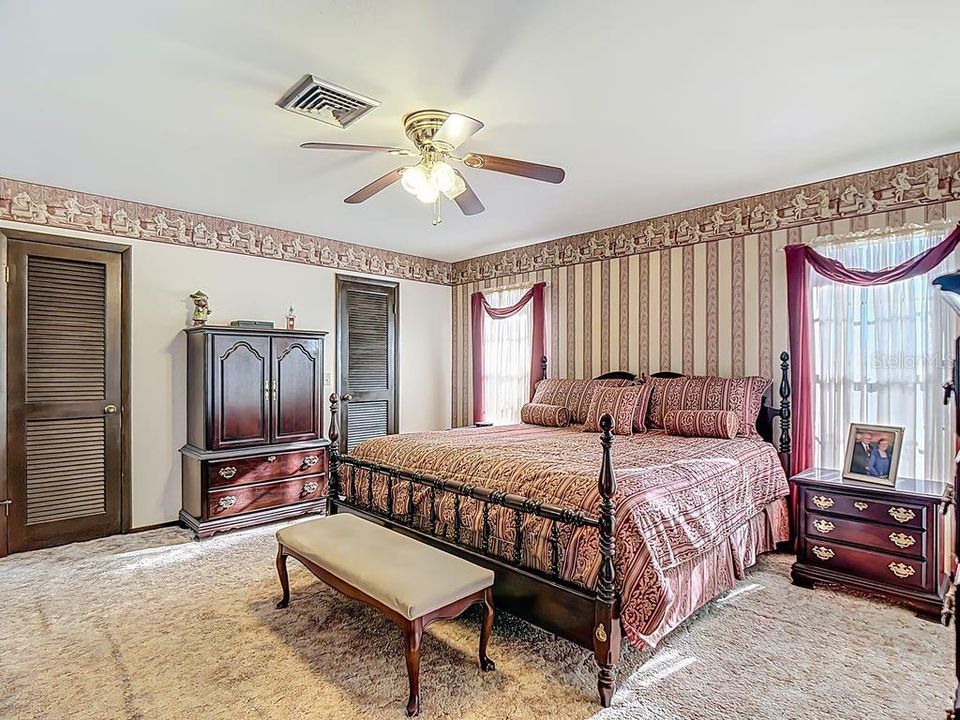 Active With Contract: $369,900 (4 beds, 3 baths, 2312 Square Feet)