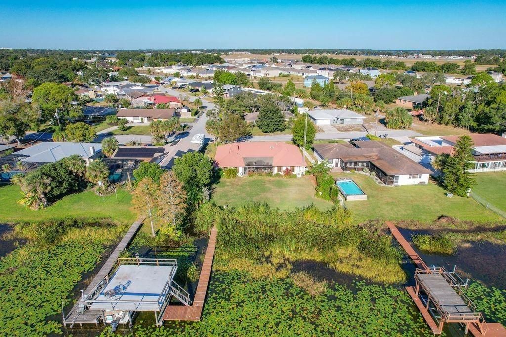 Active With Contract: $369,900 (4 beds, 3 baths, 2312 Square Feet)