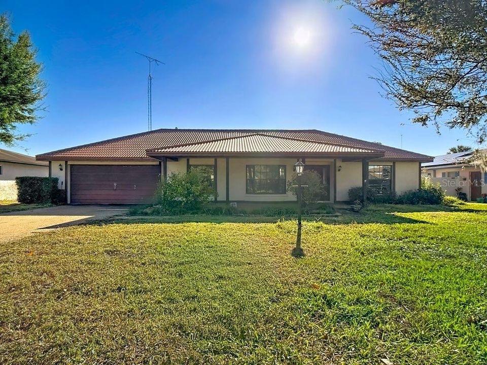 Active With Contract: $369,900 (4 beds, 3 baths, 2312 Square Feet)