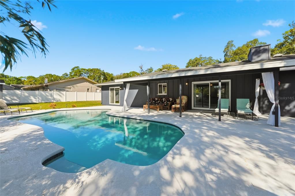 For Sale: $554,000 (3 beds, 2 baths, 2132 Square Feet)