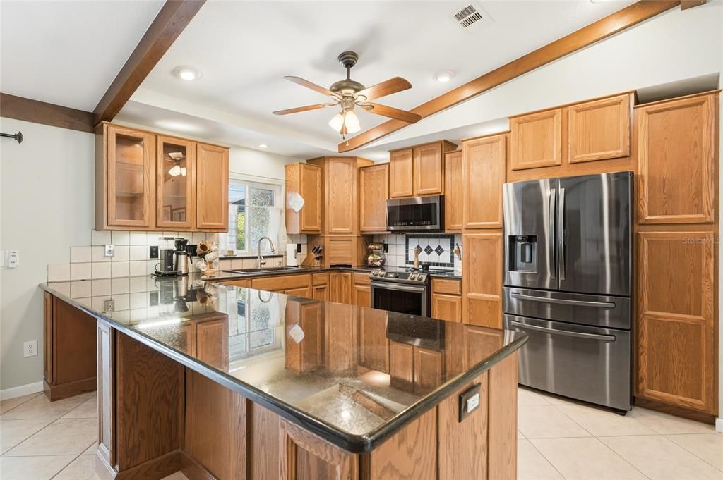 For Sale: $554,000 (3 beds, 2 baths, 2132 Square Feet)