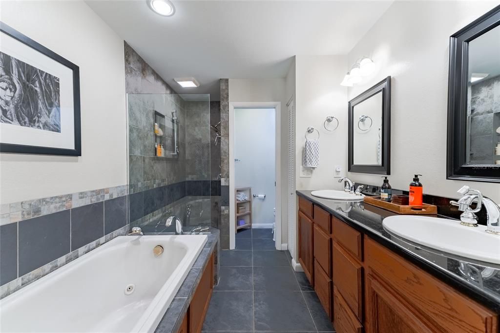 For Sale: $554,000 (3 beds, 2 baths, 2132 Square Feet)