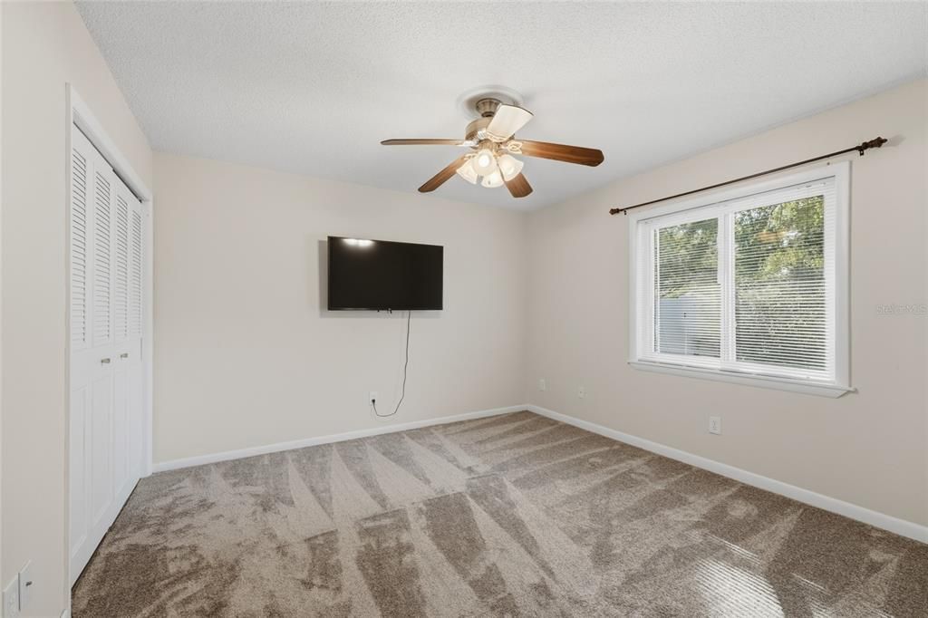 For Sale: $554,000 (3 beds, 2 baths, 2132 Square Feet)