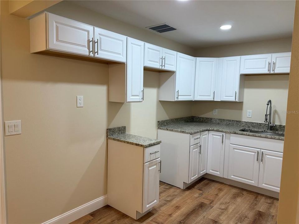 待售: $224,900 (4 贝兹, 3 浴室, 1456 平方英尺)